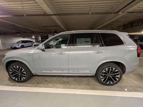 2026 Volvo XC90 B6 Ultra 7-Seater