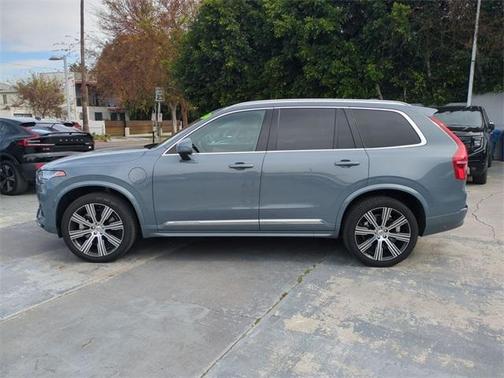 2023 Volvo XC90 Recharge Plug-In Hybrid T8 Plus Bright Theme 7 Passenger