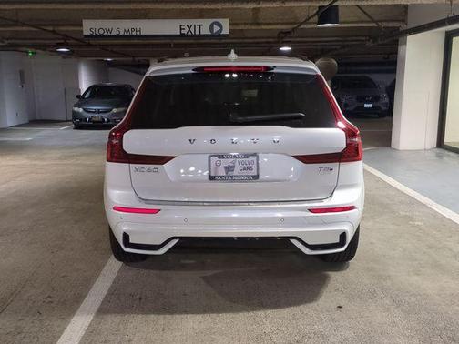 2026 Volvo XC60 Plug-In Hybrid T8 Plus