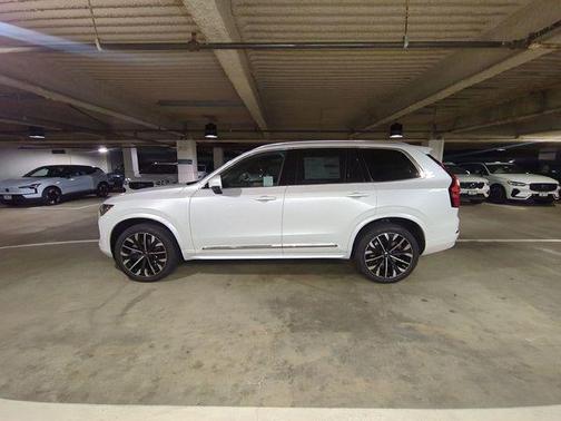 2026 Volvo XC90 B6 Ultra 7-Seater