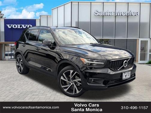 2019 Volvo XC40 T5 R-Design