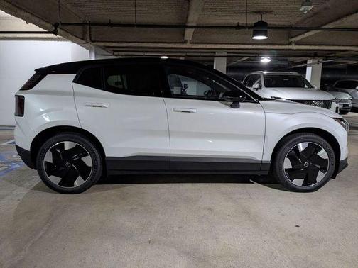 2025 Volvo EX30 Twin Motor Ultra