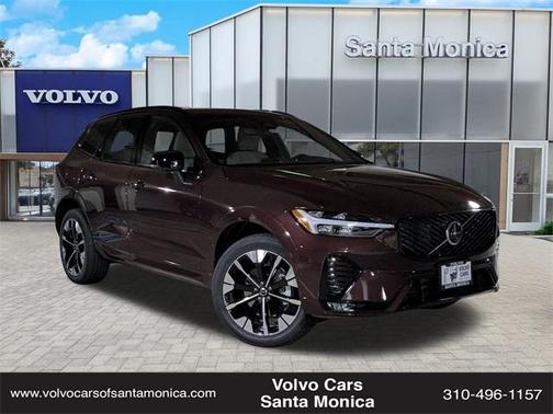 2026 Volvo XC60 B5 Plus