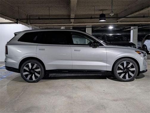 2025 Volvo EX90 Twin Motor Ultra