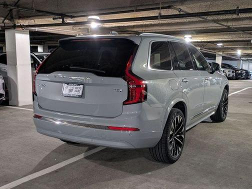 2026 Volvo XC90 Plug-In Hybrid T8 Plus 7-Seater