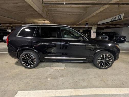 2026 Volvo XC90 B5 Core