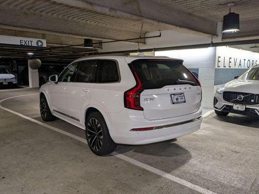Crystal White Pearl 2026 Volvo XC90 B6 Ultra 7-Seater