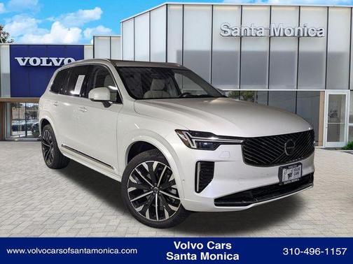 Crystal White Pearl 2026 Volvo XC90 B6 Ultra 7-Seater