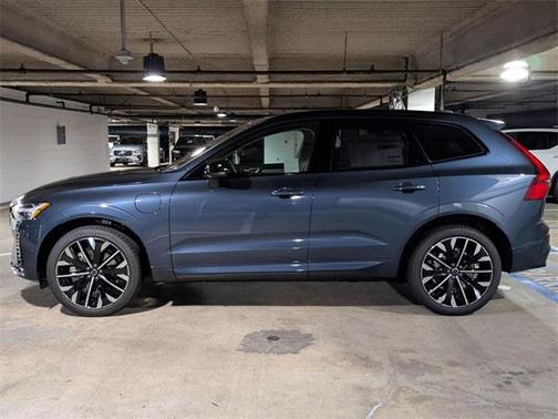 2026 Volvo XC60 Plug-In Hybrid T8 Ultra