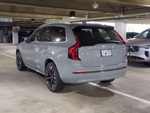 2026 Volvo XC90 B5 Plus 7-Seater