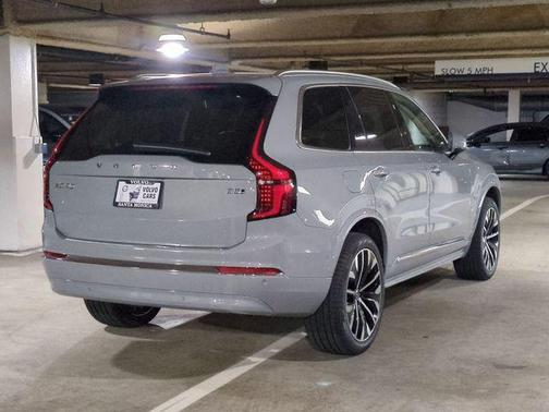 2026 Volvo XC90 B5 Plus 7-Seater