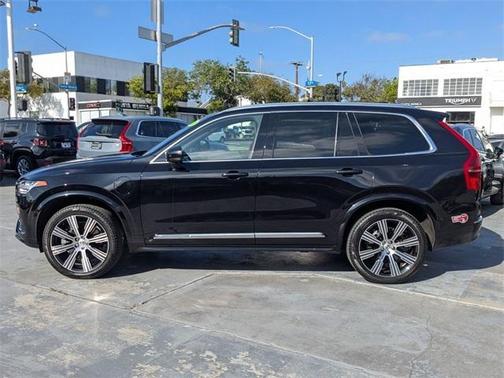 2024 Volvo XC90 Recharge Plug-In Hybrid T8 Ultimate Bright Theme 7-Seater