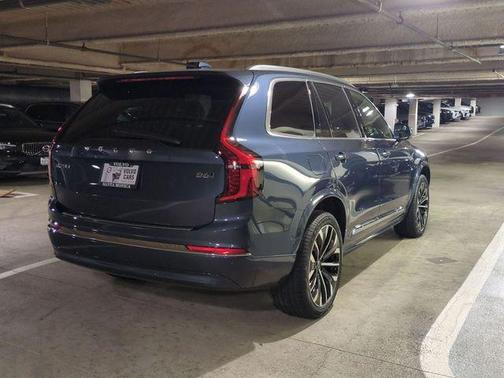 2026 Volvo XC90 B6 Plus 7-Seater