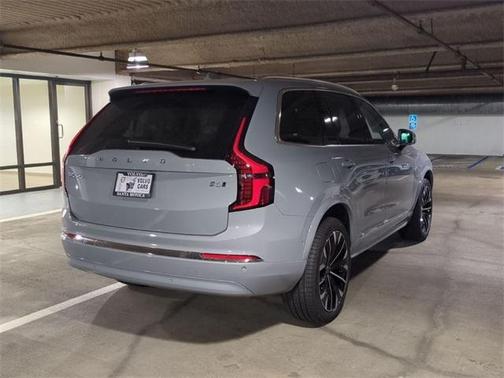 2026 Volvo XC90 B6 Ultra 7-Seater