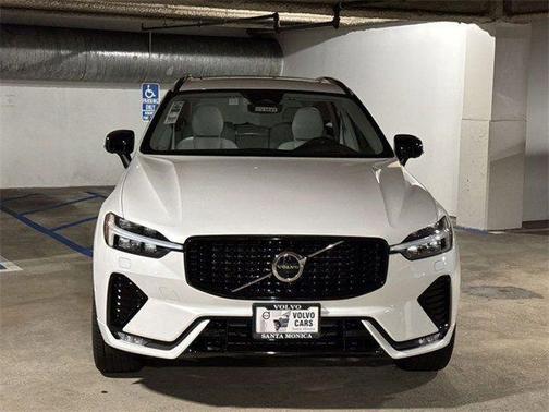 Crystal White 2025 Volvo XC60 B5 Ultra
