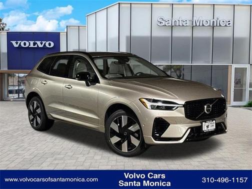 2025 Volvo XC60 Plug-In Hybrid T8 Plus