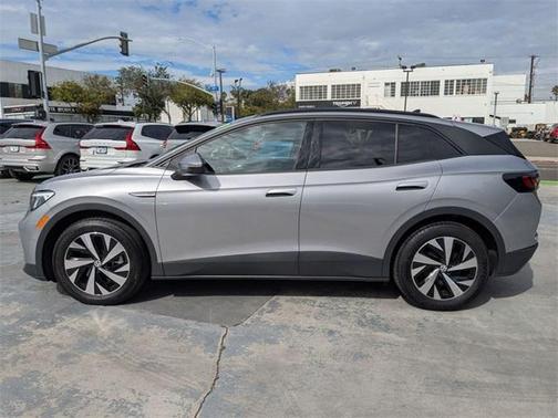 2023 Volkswagen ID.4 Pro