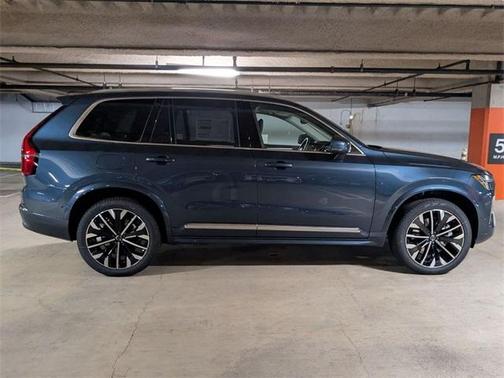 2025 Volvo XC90 Plug-In Hybrid T8 Ultra 7-Seater