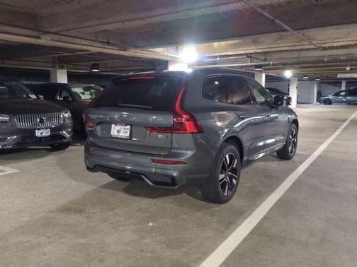 2026 Volvo XC60 B5 Core