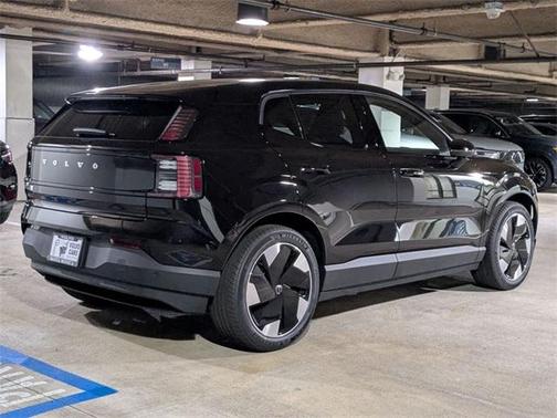 2025 Volvo EX30 Twin Motor Plus