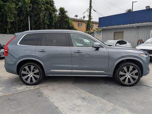 2023 Volvo XC90 Recharge Plug-In Hybrid T8 Plus 6 Passenger