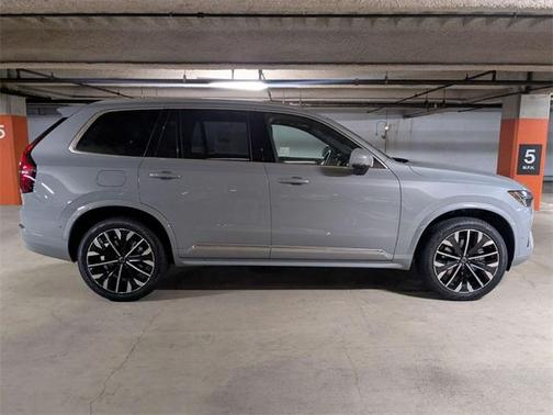 2026 Volvo XC90 B5 Plus 7-Seater