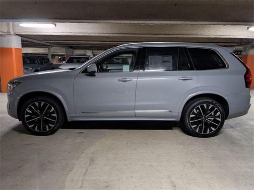 2026 Volvo XC90 B5 Plus 7-Seater