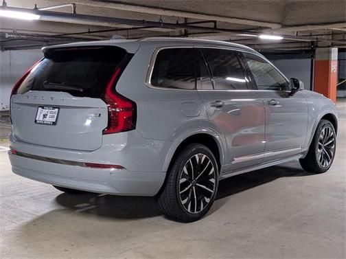 2026 Volvo XC90 B5 Plus 7-Seater