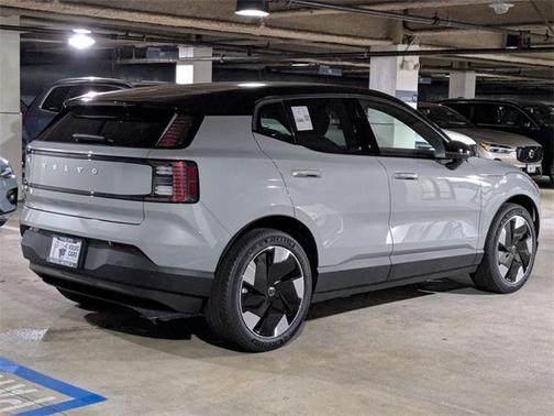 2025 Volvo EX30 Twin Motor Plus