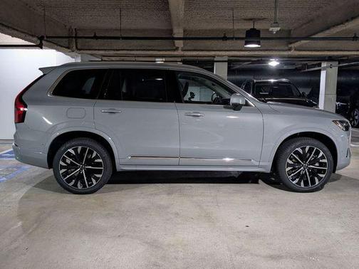 2026 Volvo XC90 B5 Plus 7-Seater