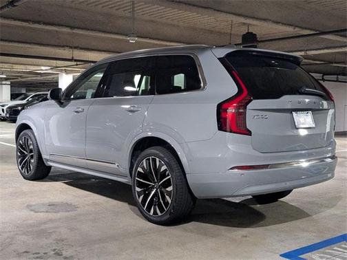 2026 Volvo XC90 B5 Plus 7-Seater