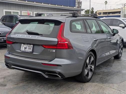 2020 Volvo V60 T5 R-Design