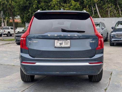 Denim Blue Metallic 2024 Volvo XC90 B5 Plus Bright Theme