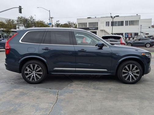 Denim Blue Metallic 2024 Volvo XC90 B5 Plus Bright Theme