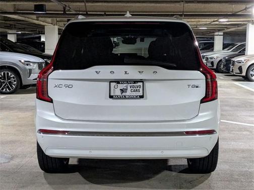 2025 Volvo XC90 Plug-In Hybrid T8 Plus 7-Seater