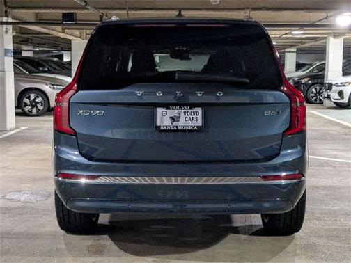 2026 Volvo XC90 B6 Plus 6-Seater