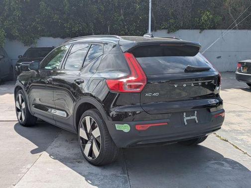 Blackstone 2023 Volvo XC40 Recharge Pure Electric Twin Plus