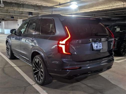 2026 Volvo XC90 B6 Ultra Dark Theme 7-Seater
