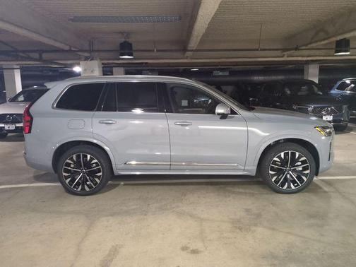 2026 Volvo XC90 Plug-In Hybrid T8 Plus 7-Seater