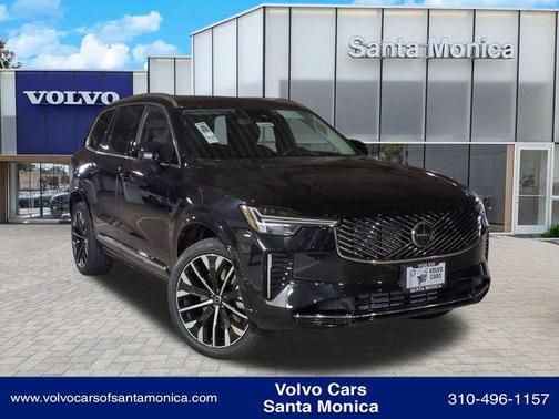 Onyx Black Metallic 2026 Volvo XC90 Plug-In Hybrid T8 Ultra 7-Seater