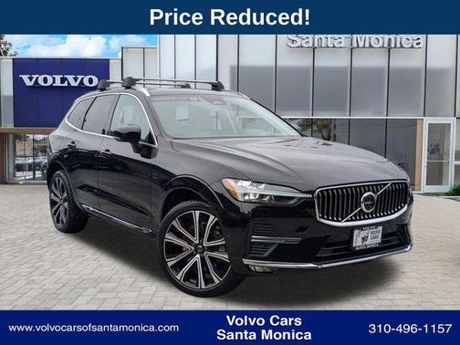 Onyx Black Metallic 2023 Volvo XC60 B6 Ultimate Bright Theme