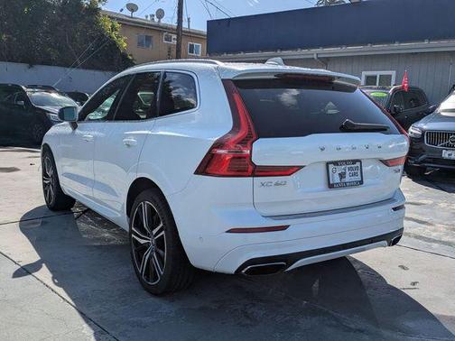 2019 Volvo XC60 T6 R-Design