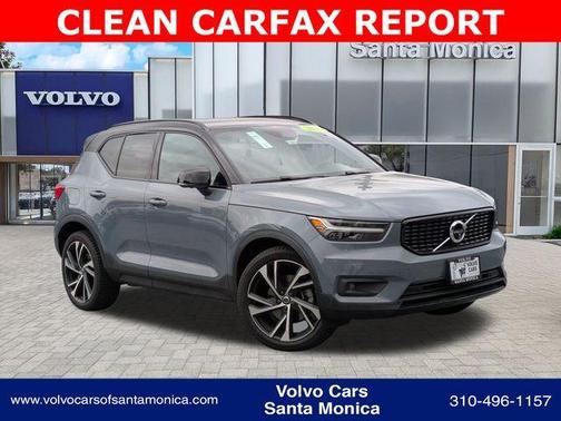 2020 Volvo XC40 T5 R-Design