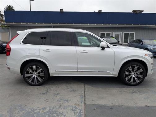 2024 Volvo XC90 Recharge Plug-In Hybrid T8 Plus Bright Theme 7 Passenger