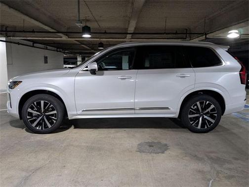 2026 Volvo XC90 B5 Core