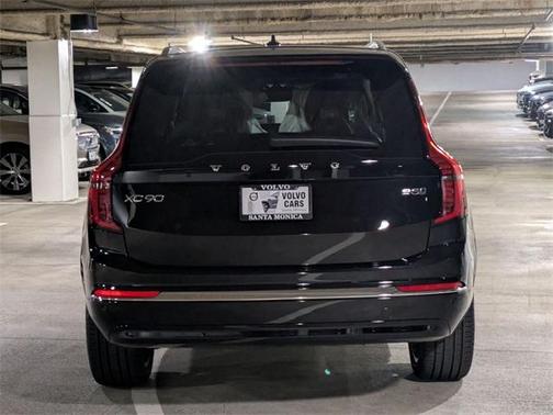 2026 Volvo XC90 B5 Plus 7-Seater