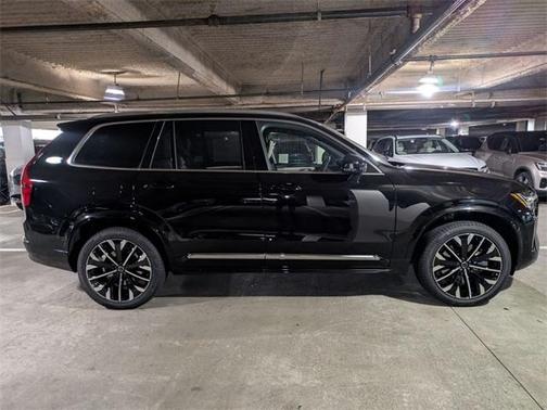 2026 Volvo XC90 Plug-In Hybrid T8 Plus 7-Seater