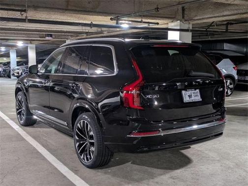 2026 Volvo XC90 Plug-In Hybrid T8 Plus 7-Seater