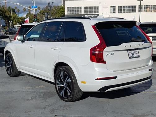 2022 Volvo XC90 Recharge Plug-In Hybrid T8 R-Design 7 Passenger