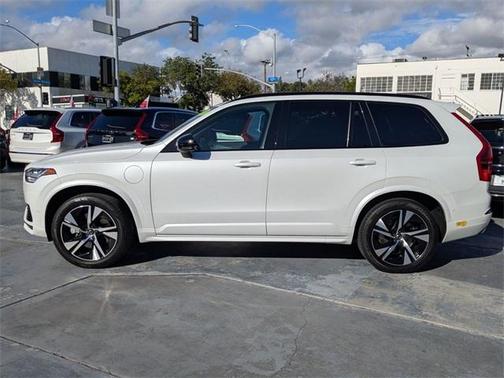 2022 Volvo XC90 Recharge Plug-In Hybrid T8 R-Design 7 Passenger